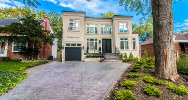 Art deco-inspired home boasts vibrant location: Home of the Week – Toronto Star