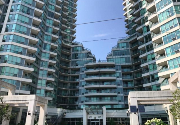 $518,000 in Entertainment District, $770,000 in Waterfront Communities: What these condos got – Toronto Star