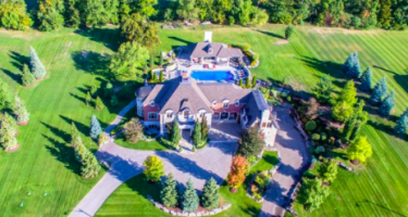 This $4.65-million mansion offers luxury for less in King City – Globe and Mail