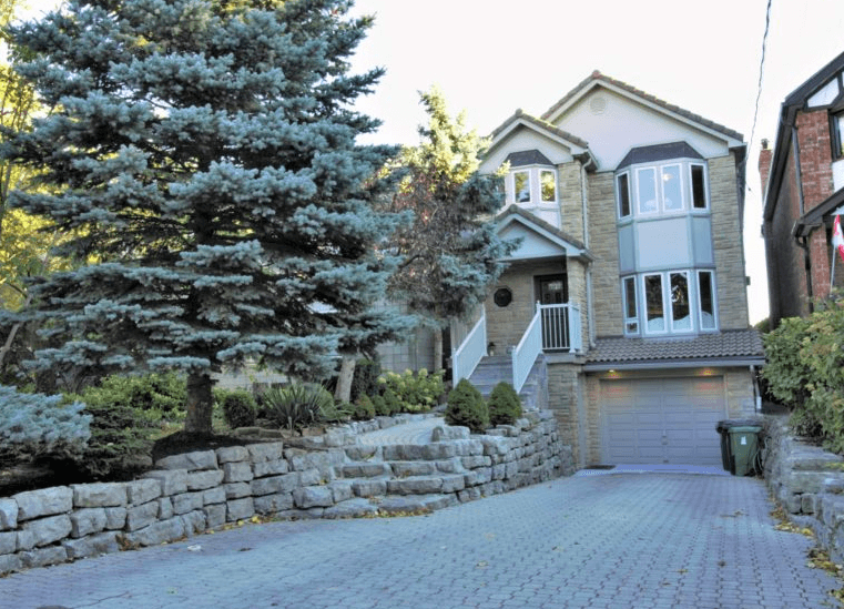Sale of the Week: The $2.3-million New Toronto home that shows what direct access to Lake Ontario is worth – Toronto Life