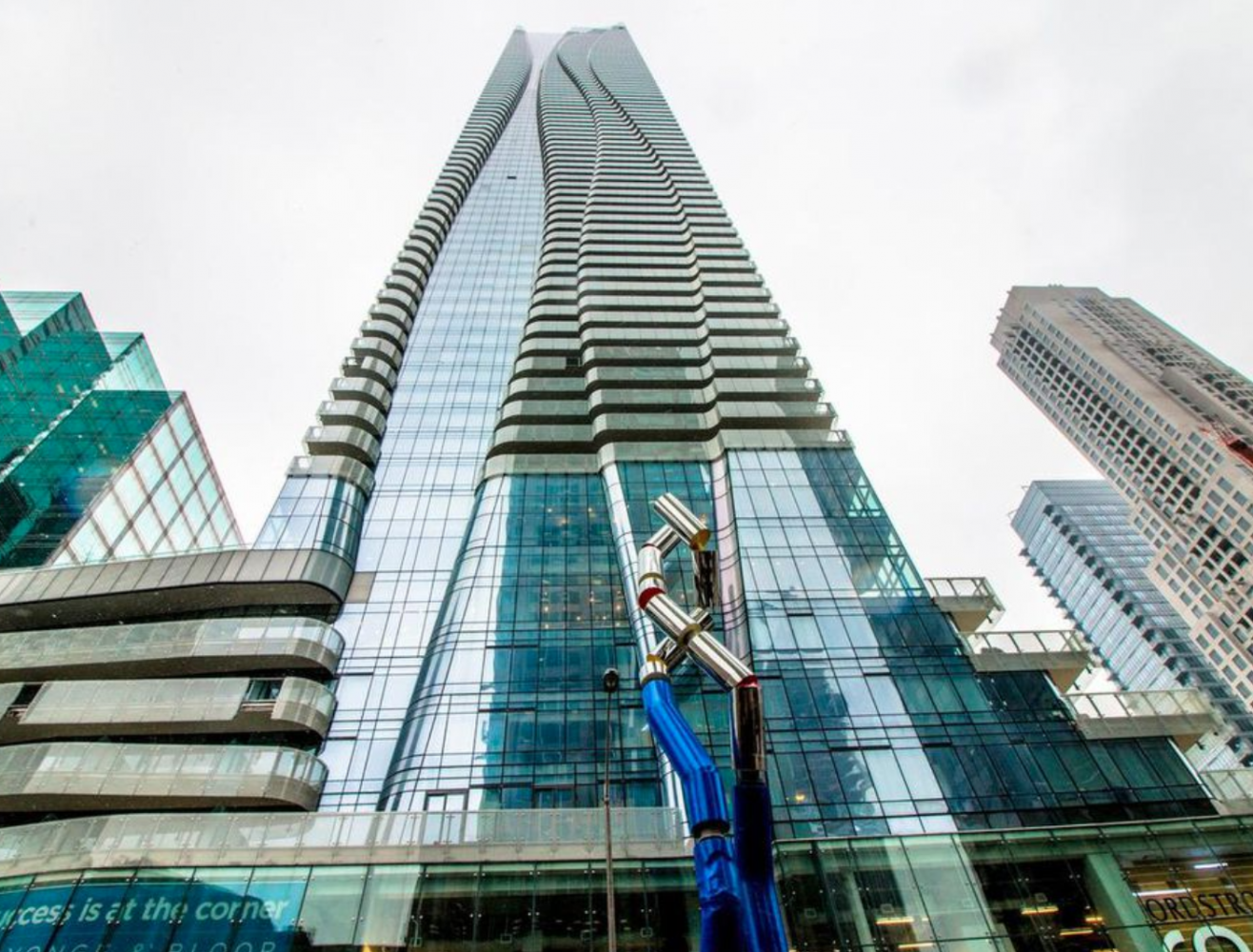 One Bloor condo with a cityscape panorama: Home of the Week – Toronto Star