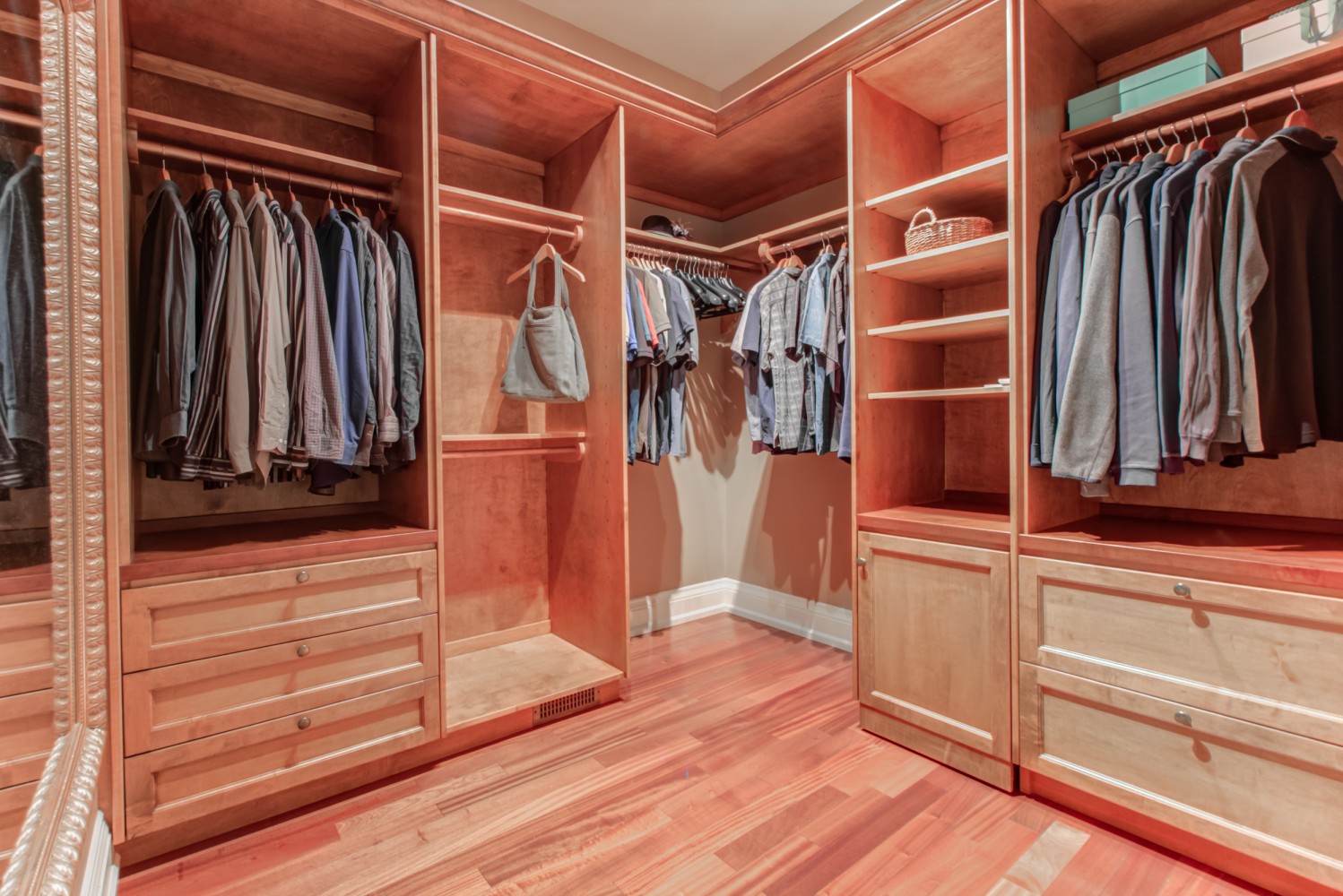 Walk-In Closets