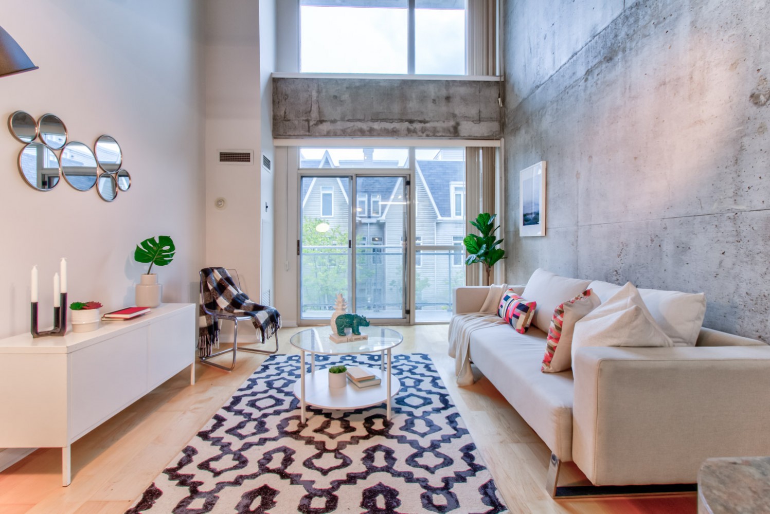 Buyer pays 30 per cent above asking price to nab King West loft