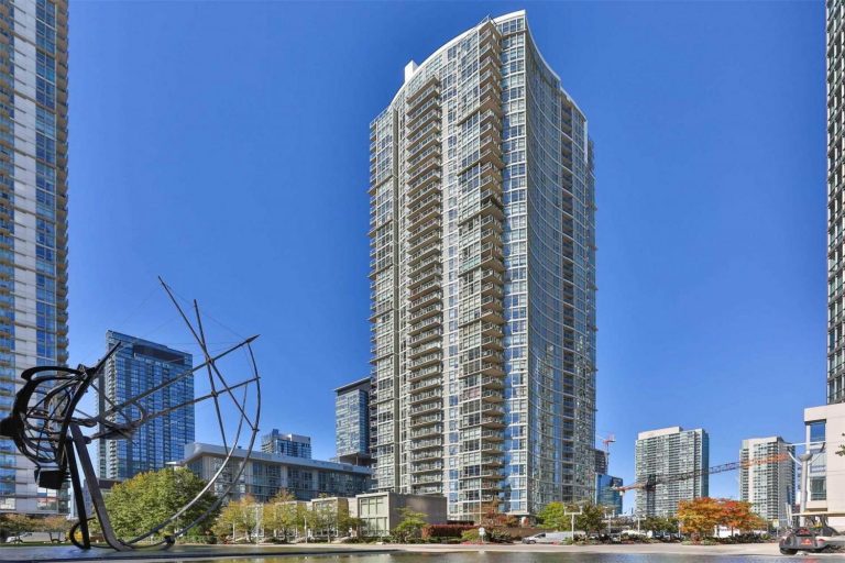 10 Navy Wharf Crt