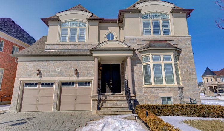 Traditional home tour helps in sale of Kleinburg house