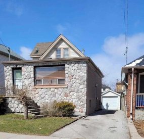 8 Tilden Cres., Toronto