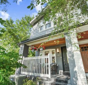 231 Lee Ave., Toronto