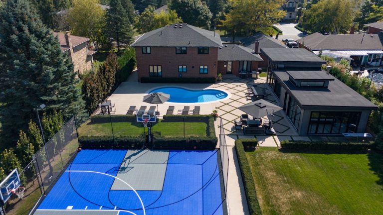 68 Findlay Ave., King