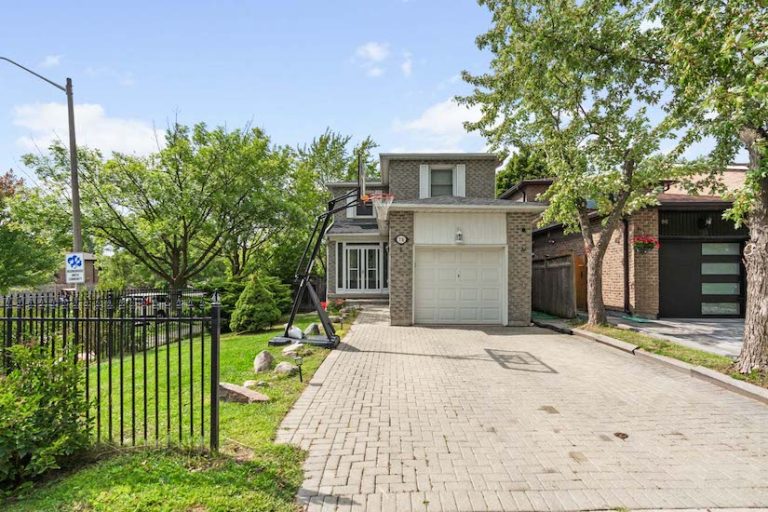 78 Sunshine Dr