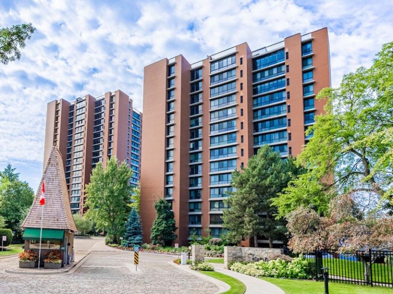 1400 Dixie Rd. 1409, Toronto