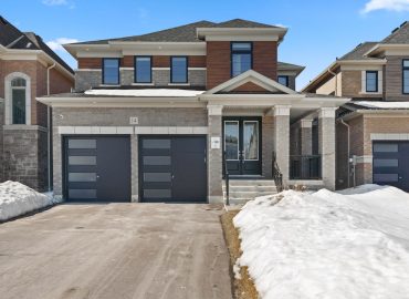 14 Hummingbird Grove, Tottenham