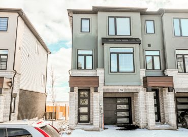 155 Equestrian Way 99, Cambridge