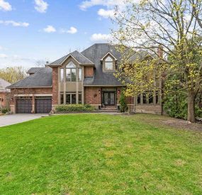 194 Sherwood Pl., Newmarket
