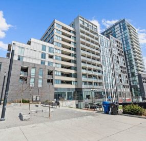 20 Minowan Miikan Lane 422, Toronto