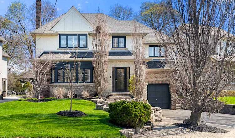 Lawrence Park home’s lean price and fresh look draws two bidders