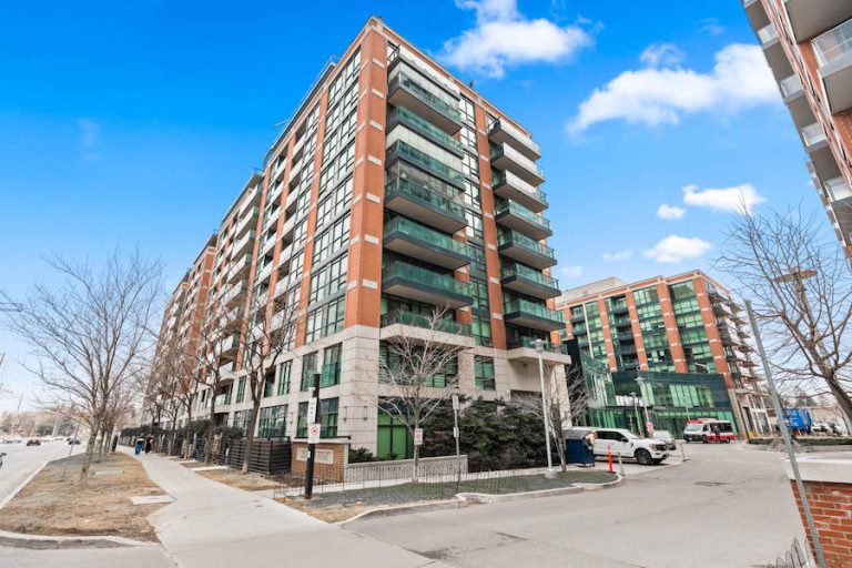 525 Wilson Ave., 411
