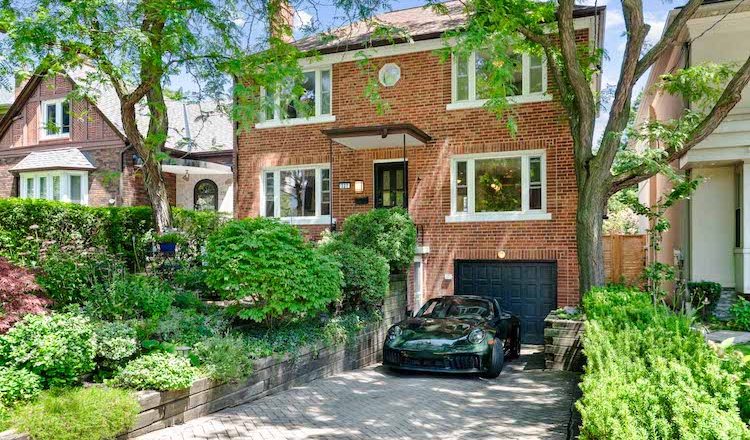 Leaside family home fetches two early bidders