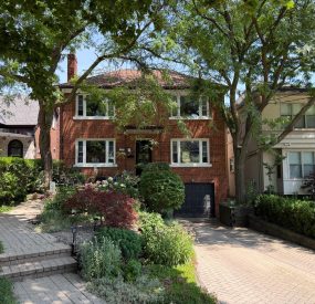 327 Bessborough Dr., Toronto