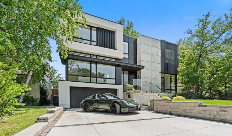 This $5 million Toronto home got the ultimate modern glow-up