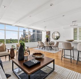 900 Yonge St #1002, Toronto